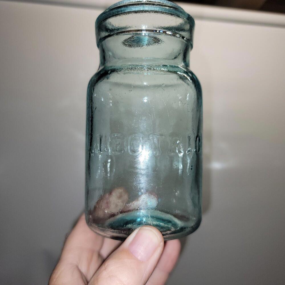 "LEOTRIC" Green Jar, Qt